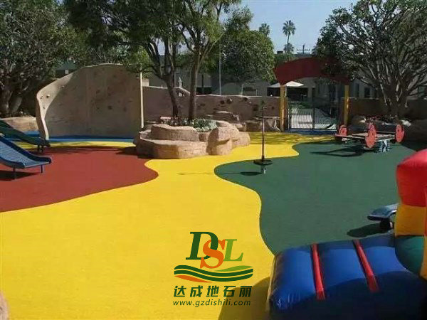 學校幼兒園透水地坪材料施工，彩色透水地坪路面施工